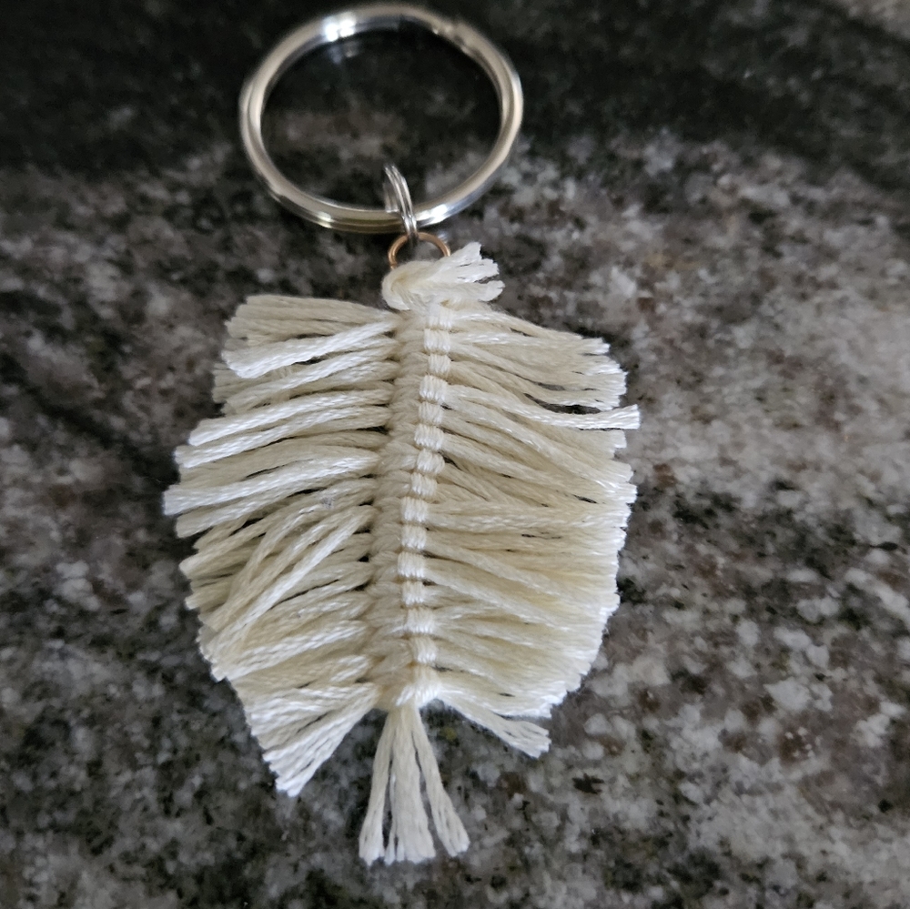 Elegant Cream Key Holder